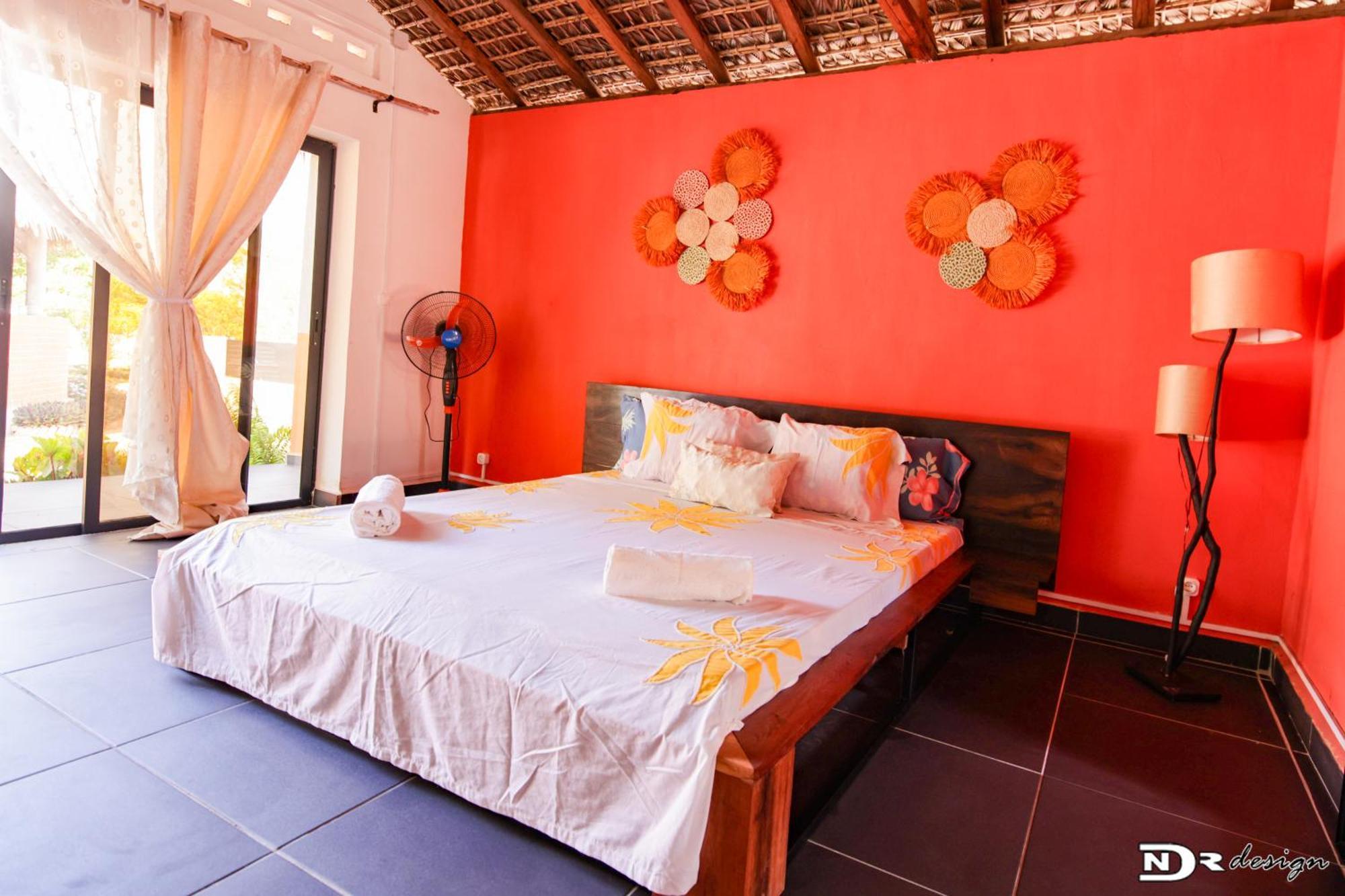 Le Jardin Des Delices Hotel Mahajanga Ngoại thất bức ảnh